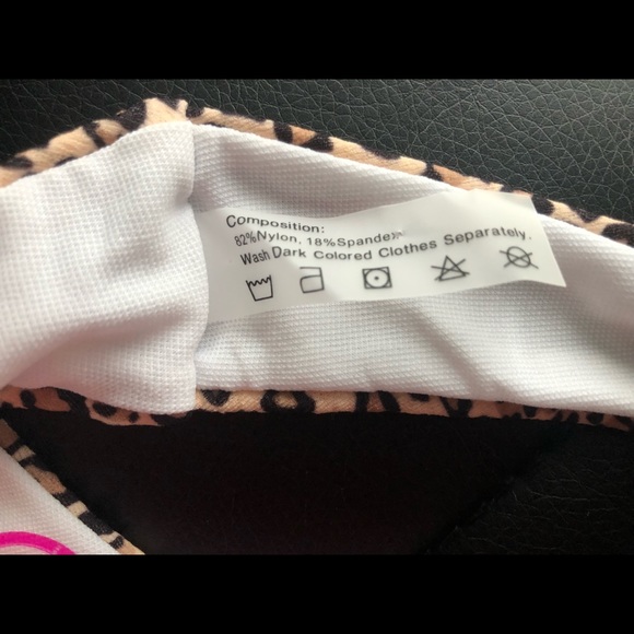 🦒Brand New Animal🦒Print Bikini Bottom🦒 - Picture 4 of 9